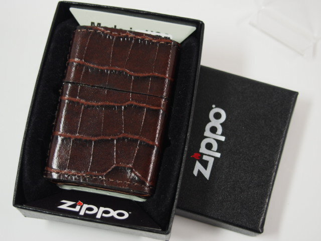 楽天Zippo Shop DARUMAYA：ダルマヤジッポーライター： Zippo 革巻き 【サイドクロコ】 ベーシック レザー 茶 本牛革巻 ★ブラウン★ 《オシャレ!!》 【あす楽対応】 【楽ギフ_包装】 【父の日】 【革巻】 【ジッポ】 【ジッポー】 【ライター】 【ダルマヤ】 【人気商品】 送料無料 送料込