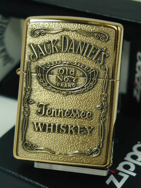 楽天Zippo Shop DARUMAYA：ダルマヤジッポーライター： Zippo ジャックダニエルズ //Jack Daniels// ウイスキー No7 真鍮無垢 ブラス 企業物 #254JD428 USA直輸入 《ゴールド/金色》 ◆お洒落◆ 【あす楽対応】 【楽ギフ_包装】 【父の日】 ジッポ ライター 【ダルマヤ】 【人気商品】 送料無料 送料込