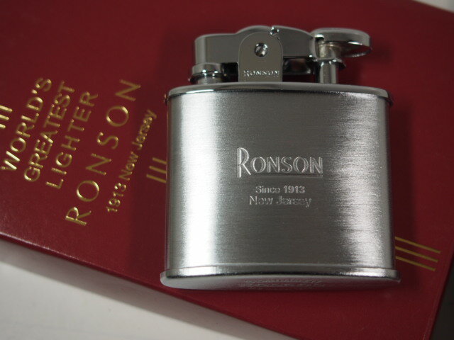 ロンソンライター： RONSON ロンソン スタンダード 『 フリント オイルライター 』 R02-1030 クロームサテン 銀色 Flint Oil Lighter ♪レトロ♪ 送料無料        