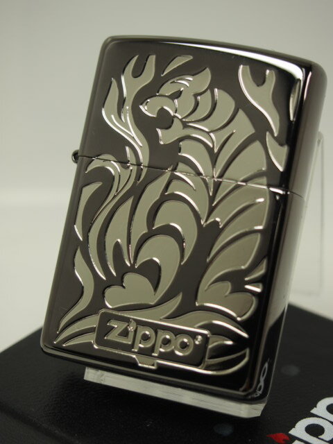 ジッポーライター： Zippo タトゥー タイガー //Tattoo Tiger// トラ 虎 とら ブラック ＆ シルバー 黒＆銀 エッチング 彫刻 色入れ レギュラー ☆ゴージャス!!☆ 【あす楽対応】 【楽ギフ_包装…