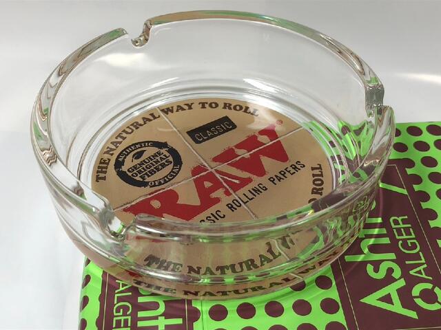 非売品 RAW グラス アシュトレー 灰皿 純正 正規品 ガラス製 glass Ashtray はいざら ハイザラ 便利＆重宝 透明 丸型 ☆オシャレ☆ 【あす楽対応】 【楽ギフ_包装】 【母の日】 【父の日】 灰皿 ギフト プレゼント ラッピング メンズ レディース ダルマヤ 【人気商品】