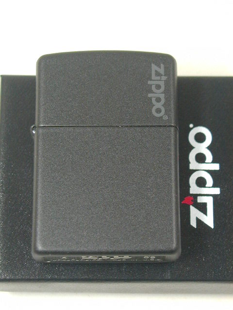 楽天Zippo Shop DARUMAYA：ダルマヤジッポーライター： Zippo ブラックマット 【無地】 レギュラー #218ZL 『ロゴあり』 黒色 ブラック マット ☆カワイイ!!☆ 【あす楽対応】 【楽ギフ_包装】 【YDKG-tk】 【ジッポ】 【ジッポー】 【ライター】 【ダルマヤ】 【人気商品】