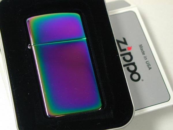 スリムＺｉｐｐｏ ジッポーライター： Zippo スペクトラム 【 レインボー 】 //プレーン// #20493 スリム （151） 玉虫色 無地 プレーン ☆綺麗!!☆ 【あす楽対応】 【楽ギフ_包装】 【ジッポ】 【ジッポー】 【ライター】 【ダルマヤ】