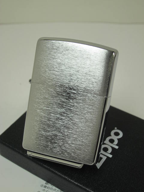 ジッポーライター： Zippo #200 ブラッシュ クローム プレーン 【無地】 サテーナ //レギュラー// 銀（シルバー）色 ヘアーライン ★プレーン★ 【YDKG-tk】 【あす楽対応】 【楽ギフ_包装】 【ジッポ】 【ジッポー】 【ライター】 【ダルマヤ】 【人気商品】 auc-darumaya-10024128 Zippo Shop DARUMAYA:ダルマヤ サンプル画像2