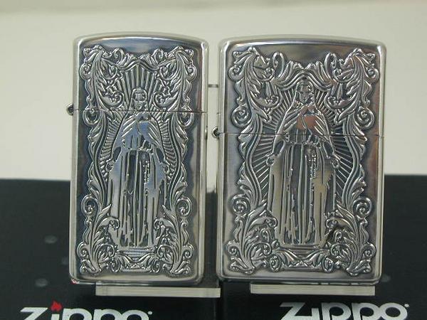 楽天Zippo Shop DARUMAYA：ダルマヤジッポーライター： Zippo ●ペア● アラベスク マリア クロス 2個セット // ディープ 彫刻 // シルバー 銀燻し 【両面加工】 レギュラー＆スリム ☆豪華!!☆ 【あす楽対応】 【楽ギフ_包装】 ジッポ ジッポー 【ライター】 【ダルマヤ】 【人気商品】 送料無料 送料込