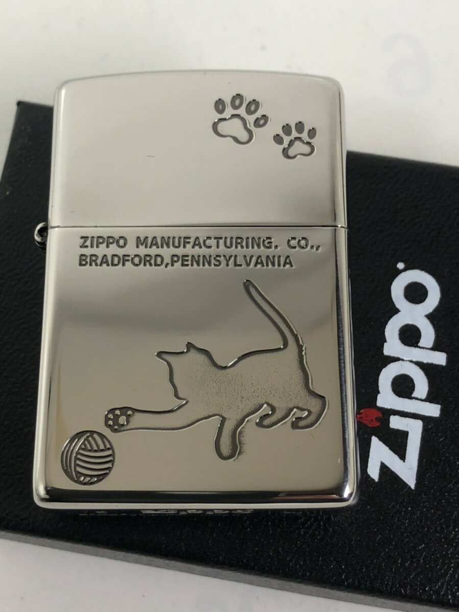 楽天Zippo Shop DARUMAYA：ダルマヤジッポーライター： Zippo Cat ネコ キャット // ニッケル シルバー // 銀色 #2NI-CAT1 猫 ねこ レギュラー 肉球 しっぽ 子猫 まり ☆カワイイ!!☆ 【楽ギフ_包装】 母の日 父の日 ジッポ ジッポー 【ライター】 【ダルマヤ】 送料無料 送料込