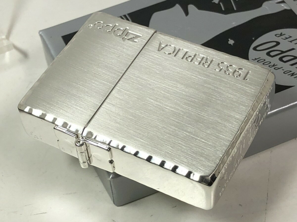 ジッポーライター: Zippo 1935 レプリカ // シンプル ロゴ // SV ★ 銀仕上げ ★ 【 シルバー 】 サテン&ミラー 3バレル 外ヒンジ ☆...