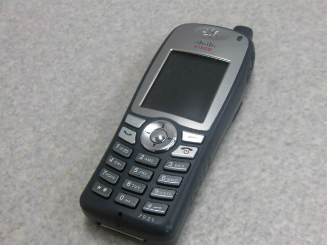 【中古】【本体・バッテリーのみ】.CP-7921G-P-K9 Cisco/シスコ Unified Wireless IP Phone 7921G 充電台等の付属品はありません。　