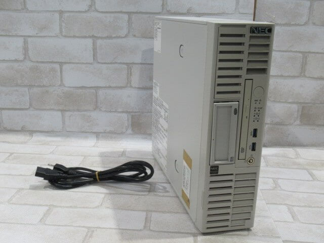 【中古】【OS無】【鍵無】 Express5800 T110j-S NEC サーバー 【 Xeon E-2136 3.3GHz / 16.0GB / 300GB SAS 2.5インチ×4 】 【ビジネスホン 業務用 電話機 本体】
ITEMPRICE