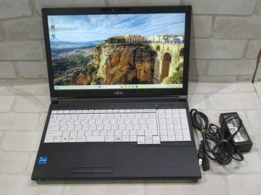 【中古】 富士通 LIFEBOOK A5511/HX 【 Win11 Pro / i5-1135G7 / 16.0GB / SSD:256GB 】 【ビジネスホン 業務用 電話機 本体】 【中古】 富士通 LIFEBOOK A5511/HX 【 Win11 Pro / i5-1135G7 / 16.0GB / SSD:256GB 】 【ビジネスホン 業務用 電話機 本体】