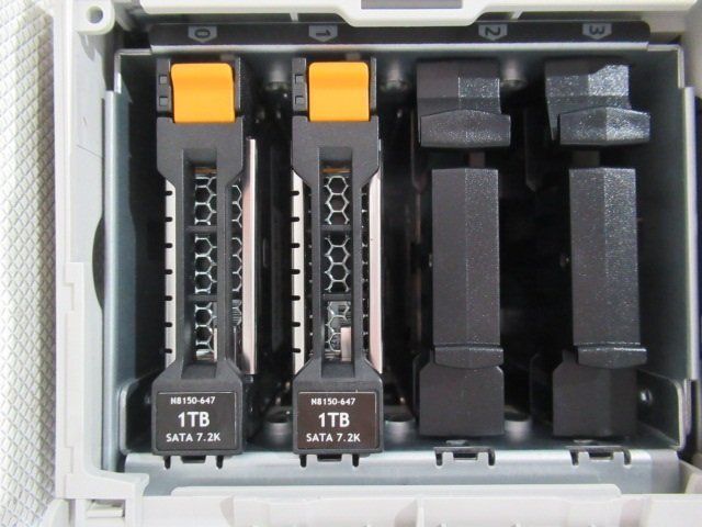 【中古】【OS無】【鍵付】 NEC Express5800 T110k-S 【 Pentium Gold G6405 / 16GB / HDD:1TB SATA 2.5×2 rdxドライブ 】 【ビジネスホン 業務用 電話機 本体】