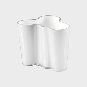 【エントリーP4倍＋4/25Pバック100%抽選】 iittala イッタラ アアルト フラワーベース / アアルトベース 白 ホワイト S [ 花瓶 花器 ガラス 北欧 おしゃれ 結婚祝い 引っ越し祝い 花瓶 花器 ガラス ]【国内正規品】