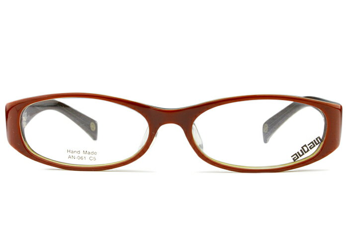 フレーム情報正面はいたってシンプル、テンプル部分にはラメを使ったデザインが施されており、可愛らしい仕上がりとなっています。 ■フレームカラー：レッド/クリアブラウン ■フレーム材　質：プラスチック ■生産国：Made in China ■付...