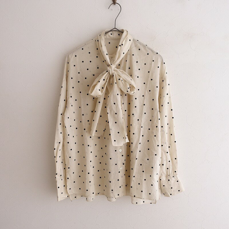 【2023SS/美品/定価1.8万】 ドレステリア DRESSTERIOR フロッキードットボウタイブラウス 36【中古】【22F32】【高価買取中】のサムネイル