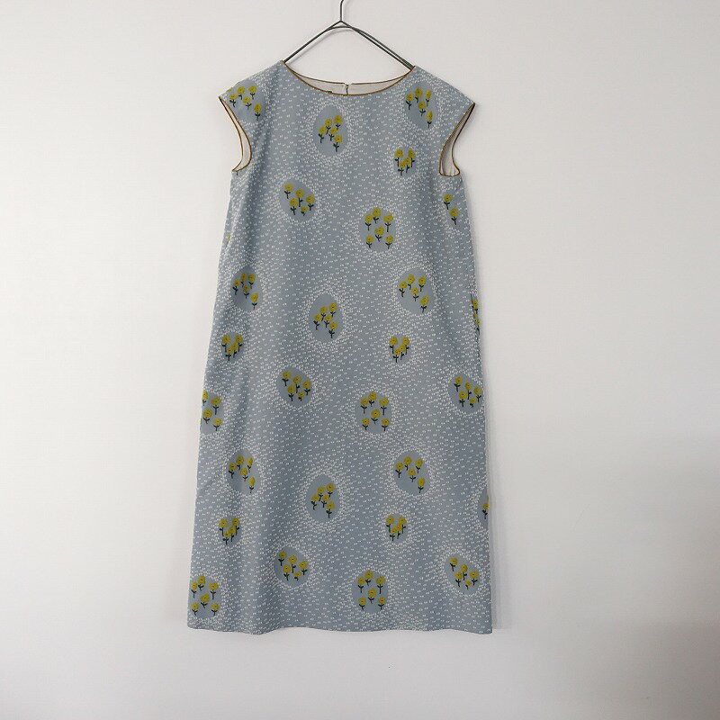 //【未使用/定価7.7万】ミナペルホネン mina perhonen 2022年新年特別アイテム ballade ワンピース 36 【中古】【52A42】のサムネイル