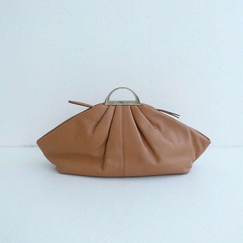 【美品/定価9.2万】ザ ヴォロン the VOLON CLUTCH BAG レザー クラッチバッグ 【中古】【32L42】