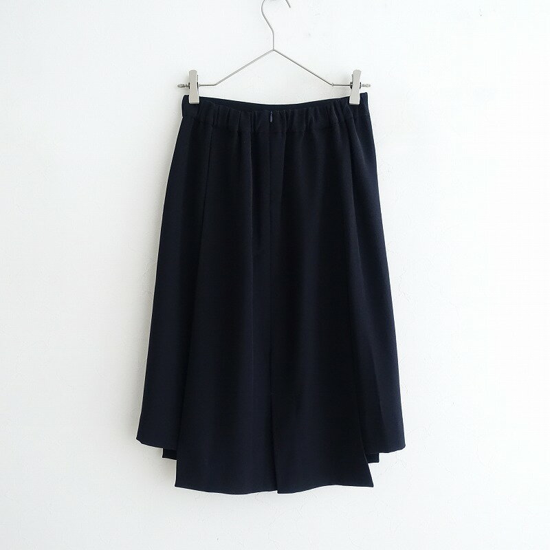 【美品/定価1.8万】ホワイト whyto. ダブルサテンフロントタックタイトスカート 38 【中古】【82D52】