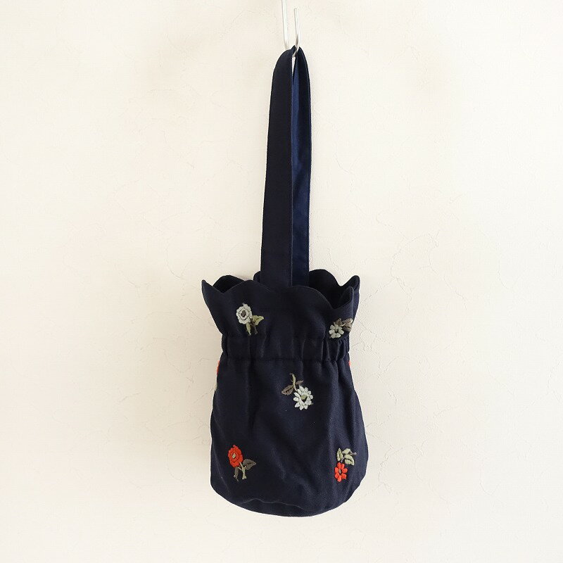 【未使用/定価1.2万】ネセセア nesessaire 刺しゅうバッグ 【中古】【50K52】