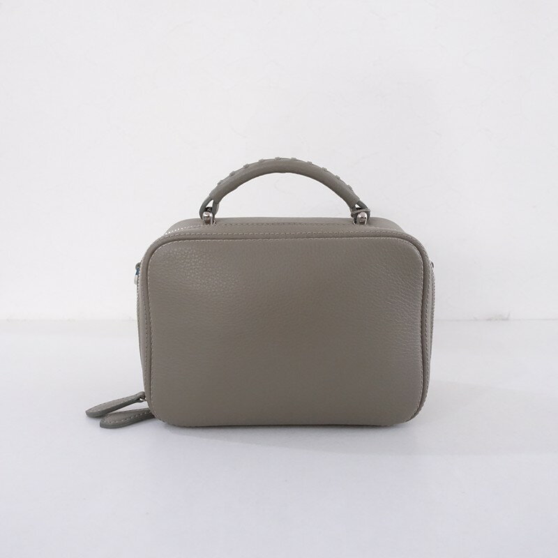 【美品/定価6.2万】 土屋鞄製造所 clarte スウィングミニショルダー 【中古】【12C62】