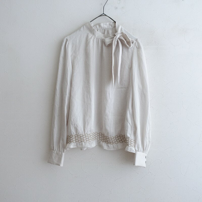 美品　Sally Scott サリースコット　花柄刺繍ライトグレーコート　11号 楽天市場】サリースコットの通販