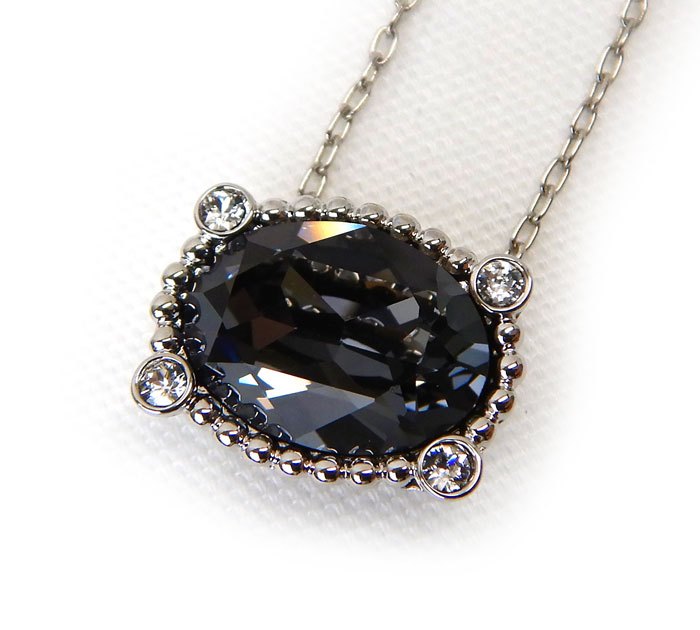 Rakuten - SWAROVSKI/スワロフスキー/5007811/ロゼット/ミニ ダーク/ネックレス/ブラックカラー/黒/BOX付き/外箱付き/FB2967