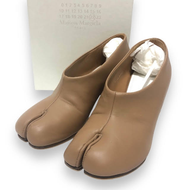 美品【Maison Margiela】メゾンマルジェラ カーフレザー タビパンプス イタリア製 サイズ37 シューズ 靴 足袋 RA7016【中古】のサムネイル