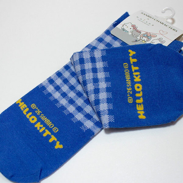 送料無料 サンリオ スニーカーソックス4足組 チェック柄 23-25cm 靴下 ソックス キャラクター Sanrio 2026年