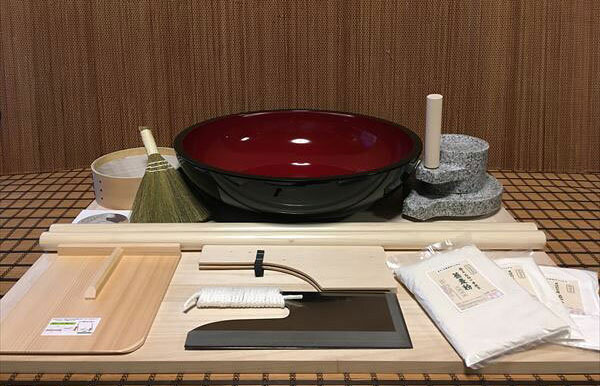 Rakuten - 54センチこね鉢30センチ包丁L判フルイ粉ホーキそば粉　茶臼コラボセット cteto61 オフィス木村it21