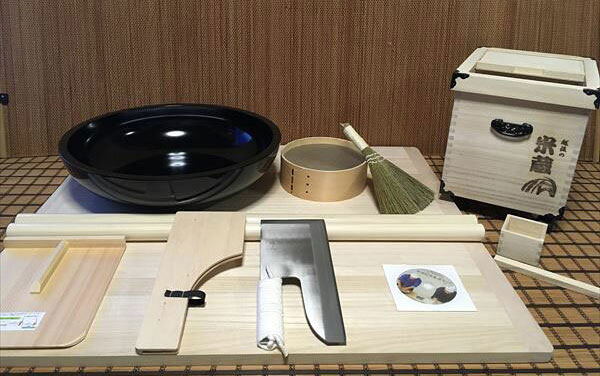 Rakuten - 黒48センチこね鉢30センチ包丁L判フルイ粉ホーキ　高級総桐の米びつ（米蔵焼印）コラボセット kteto62 オフィス木村it21