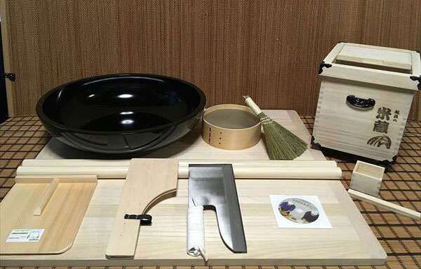 Rakuten - 黒54センチこね鉢30センチ包丁L判フルイ粉ホーキ　高級総桐の米びつ（米蔵焼印）コラボセット kteto64 オフィス木村it21
