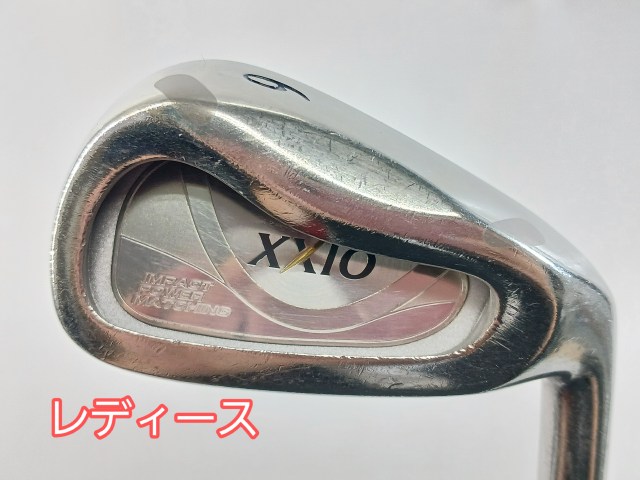 商品詳細 種別 レディースアイアンセット モデル ゼクシオ2006モデル #6単品 フレックス L 本数 1 長さ 36.5 ライ角 61.5 キックポイント 中調子 ヘッド体積 0 メーカー ダンロップ シャフト MP400L ロフト 28 番手 #6 クラブ重量 344 バランス B9 ヘッド素材 6AL-4Vチタン+SUS630 定価 22000 傷の程度 ヘッドカバー 無 フェース 【B-】傷が多数あり ソール 【B-】傷が多数あり グリップ 【B-】傷が多数あり (非純正) クラウン 【B-】傷が多数あり シャフト状態 【B-】傷が多数あり その他コメント ■単品アイアン■　#6　　グリップ：GolfPride