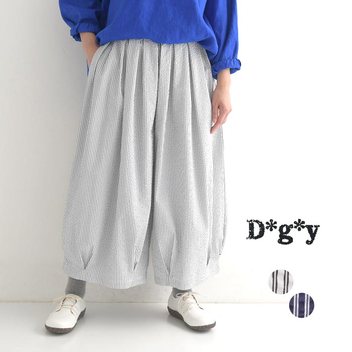 D*g*y コットンナイロン バルーンパンツ サッカーストライプ タック M〜3L 綿／カジュアル ナチュラル dgy ワイドパンツ 涼しい ゆったり 体型カバー ボトムス レディース エコロコ sel, Ms,Ls,LL,3L,／ 大きいサイズ 春 夏 30代 40代 50代 オフ ネイビー 白 ホワイト 紺3点ご注文で1点無料チケット まずは取得 ＞＞ D*g*yコットンナイロンサッカーストライプタックバルーンパンツ コーディネート コーデ【1】のアイテムはこちら＞ コーデ【2】のアイテムはこちら＞ ▼モデルデータ&nbsp; カラーバリエーション ※こちらのカラーが実物に一番近いものとなります。 素材 綿80％/ナイロン18％/ポリウレタン2％ さらりと涼しげ さらりとした肌触り。程よくシャーリング加工があしらわれた、ぽこぽこと凹凸感のあるコットン生地。薄手で透け感のある軽い生地です。 ▼洗濯表示について&nbsp; スタッフが着用しました サイズ表 サイズ &nbsp;&nbsp;&nbsp;M&nbsp;&nbsp;&nbsp; &nbsp;&nbsp;&nbsp;L&nbsp;&nbsp;&nbsp; &nbsp;&nbsp;LL&nbsp;&nbsp; &nbsp;&nbsp;3L&nbsp;&nbsp; &#9312;総丈 85 86 87 89 &#9313;ウエスト 69-100 74-105 79-110 84-115 &#9314;ヒップ 118 120 122 124 &#9315;裾幅 44.5 45.5 46.5 47.5 &#9316;股上 37.5 38 38.5 39 &#9318;股下 51.5 52 52.5 53 &#9319;ワタリ 53 54 55 56 ※商品により多少の個体差がございますのでご了承ください。 ※ウエストは「自然に置いた状態（最小）〜伸ばした状態（最大）」の寸法です。 ▼当店の採寸方法 まとめ 商品情報 ブランド D*g*y 素材 綿80％/ナイロン18％/ポリウレタン2％ 生産国 china カラー 10：オフ 52：ネイビー ご注意 洗濯時や着用時の摩擦、汗などで色落ち・色移りの可能性がございます。 セレクトブランドD*g*y自然に 心地よく 私らしく。オリジナルの素材で、ナチュラル＆カジュアルな大人のデイリーウェアを提案。&#9654;&nbsp;アイテム一覧を見る