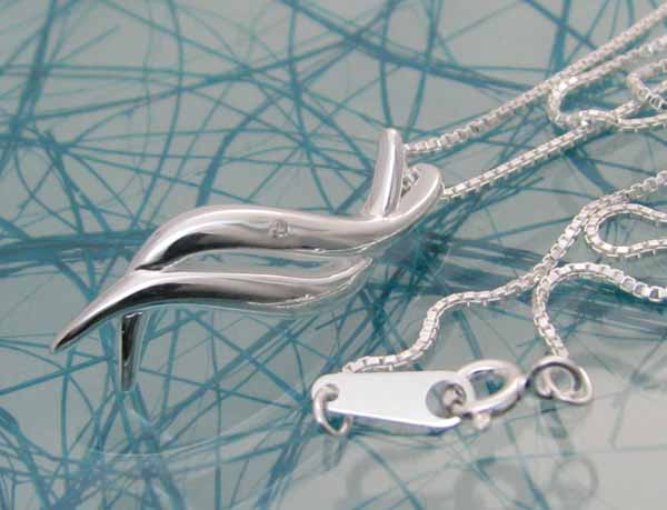 乐天商城 - silverなのにダイヤ入り♪高級流線型ネックレス