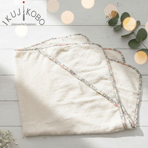 商品説明 いろんなシーンで大活躍！ 『日中』『ねんね』『おでかけ』 赤ちゃんの体温調節♪ 包まれて安心♪ 慣れない抱っこも安定♪ お風呂上がりのタオル♪ お昼寝の肌掛けやおむつ替えの敷物にも♪ 幅広い用途で1枚あると便利なアイテムです。 ご...