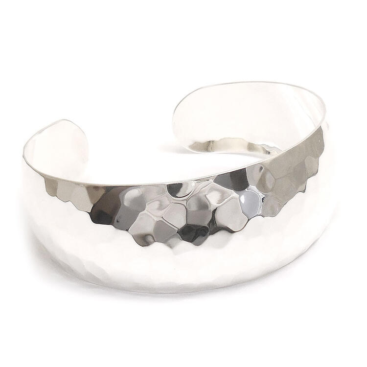 バングル レディース シルバー925 ロジウムメッキ ハンマー仕上げ 槌目仕上げ 2cm幅 プレゼント ギフト 贈り物