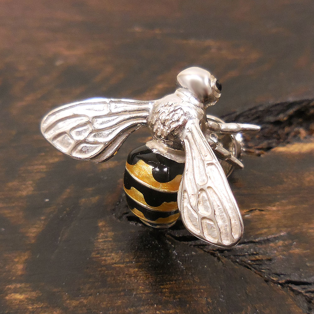 swarovski bee ブローチ 蜂 ハチ 昆虫 虫 レア - アクセサリー swarovski bee ブローチ 蜂 ハチ 昆虫 虫 レア - アクセサリー