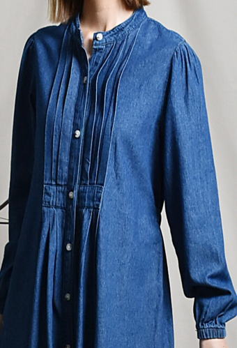 【春　デニム　シャツワンピー！】レディス　綿100％デニム　前身頃タックデザイン　シャツワンピース＜2色：M：着丈約101cm＞【立衿　スタンド衿　バンドカラー】【シャツ　ワンピース】【送料無料】
