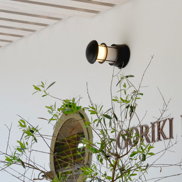 センサーライト 屋外 防犯 防雨 人感センサーライト 玄関照明 門柱灯 門灯 LED マリンランプ マリンライト 真鍮 BH1010 BK FR LE SL LED 100V 電球色 くもりガラス ブラック 黒 防犯 外灯 屋外照明 おしゃれ 船舶 [2]