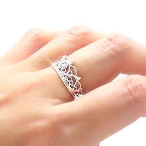 ティアラ 王冠 ミル打ち風 指輪 リング ダイヤモンド 0.06ct プラチナ900 pt900 レディース ジュエリー アクセサリー プレゼント ギフト