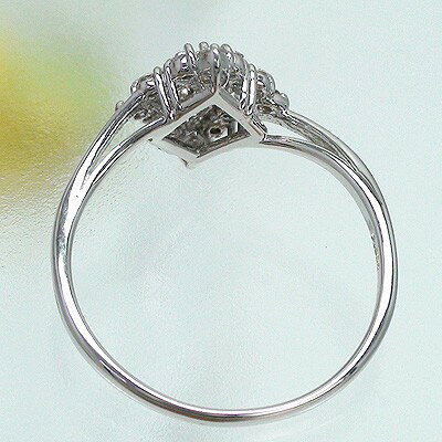 ダイヤモンド 0.3カラット 指輪 Pt900 プラチナ900 フラワーモチーフ 婚約指輪 刻印 品質保証書 女性 レディース ジュエリー アクセサリー 人気 おすすめ プレゼント ギフト 贈り物 送料無料 SSS 2