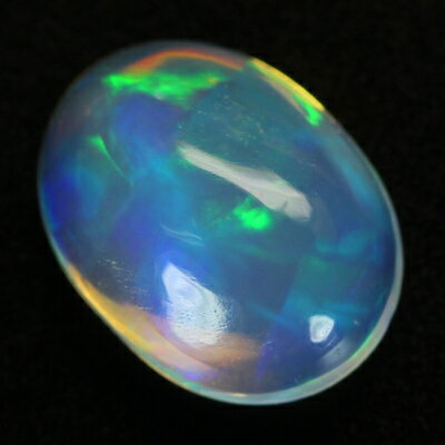 【50%OFF!オパールフェア】オーロラの世界♪ 天然エチオピアオパール(ウォーターオパール) 0.71ct オーバルカボッション ルース 《ov_140size》【あす楽】【RCP】【sale-a】