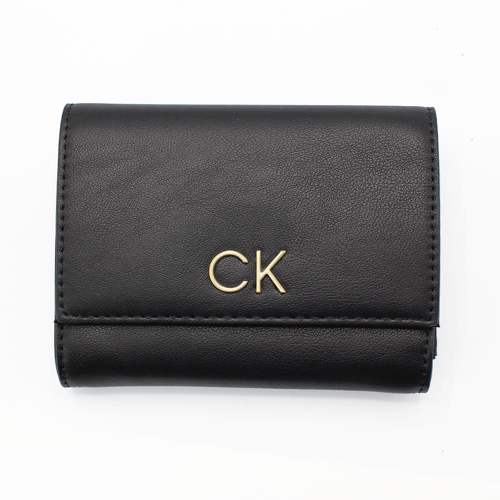 カルバンクライン　Calvin Klein　三つ折り財布　K60K608994　ブラック　PUレザー　RE-LOCK TRIFOLD MD　ヨーロッパライン