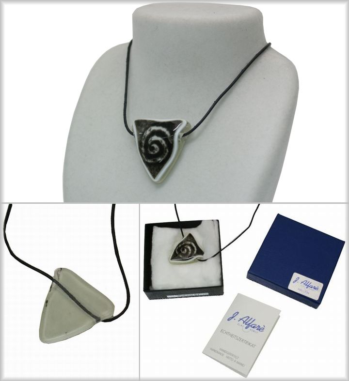 J.Alfare　　≪ジョセフ・アルファーレ≫チョーカー　/ 01　Triangle ブラックオーストリアガラス製ハンドメイド　【セール】【超特価】