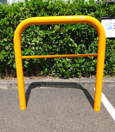 Rakuten - 鉄製車止めゲート横桟付き Φ60.5mm x W700mm x H650mm 固定式『F6B-7』自宅前・駐車場・歩道で車をガード 格安 DIY 送料無料