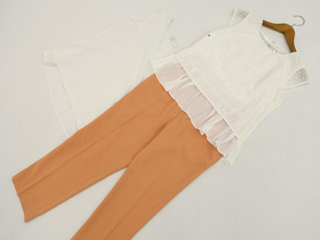 美品 ROPE PICNIC&Apuweiser-riche&M.deux ノースリーブニットカットソー+半袖レースプルオーバーブラウス+スラックス コーディネート上下3点セット M相当 ホワイト/オフホワイト/オレンジ系 シンプル・きれいめ系 20代・30代〜 【中古】