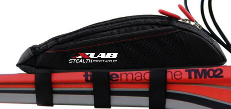 トップチューブ 上の エアロ 補給食バッグ XLAB ステルス400XP Stealth 400XP 汎用 ベルクロ固定 サイドポケット付き