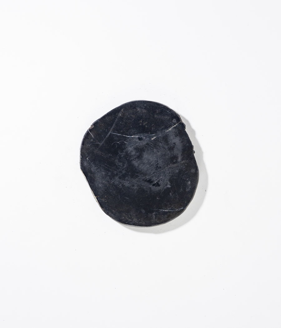 【amabro | アマブロ】ウッドコースター　ブラック 【36】 珪化木　ペトリファイドウッド　無垢材　天然素材　天然木　滑り止め付き　キッチン雑貨　ホーム雑貨　家雑貨　インテリア【0765】