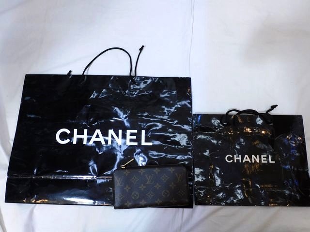 10番 シャネル 付属品 旧型 コスメ用 ショップ袋 10枚 セット ◆ 艶有り ブラック ホワイト □ CHANEL ショッパー 紙袋 6L auc-foresight-10058584 ブランドショップ フォーサイト サンプル画像2