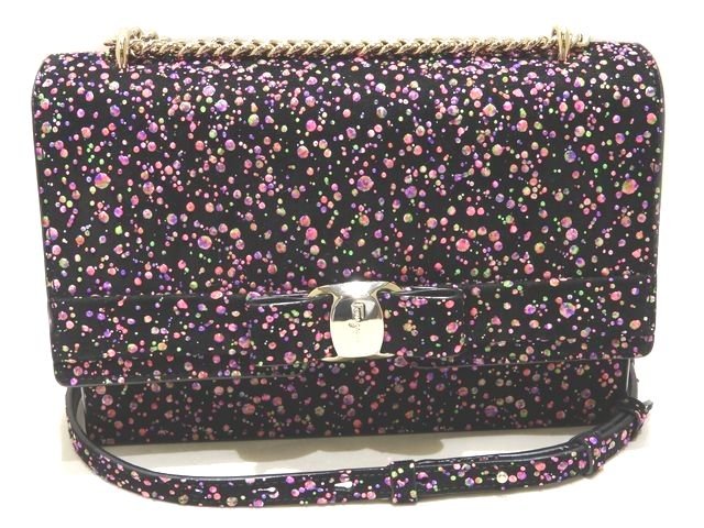 M - 美品 フェラガモ ヴァラリボン チェーン ショルダーバッグ ☆ ブラック スエード × ペイント風デザイン Salvatore Ferragamo ▼7J