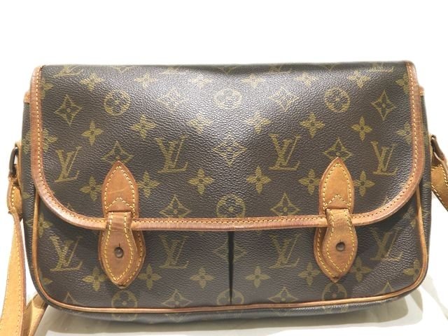 LOUIS VUITTON ヴィトン ジベシエールMM ショルダーバッグ ☆ M42247 モノグラム クロスボディ Wポケット レディース AR1901 ▼7L LOUIS VUITTON ヴィトン ジベシエールMM ショルダーバッグ ☆ M42247